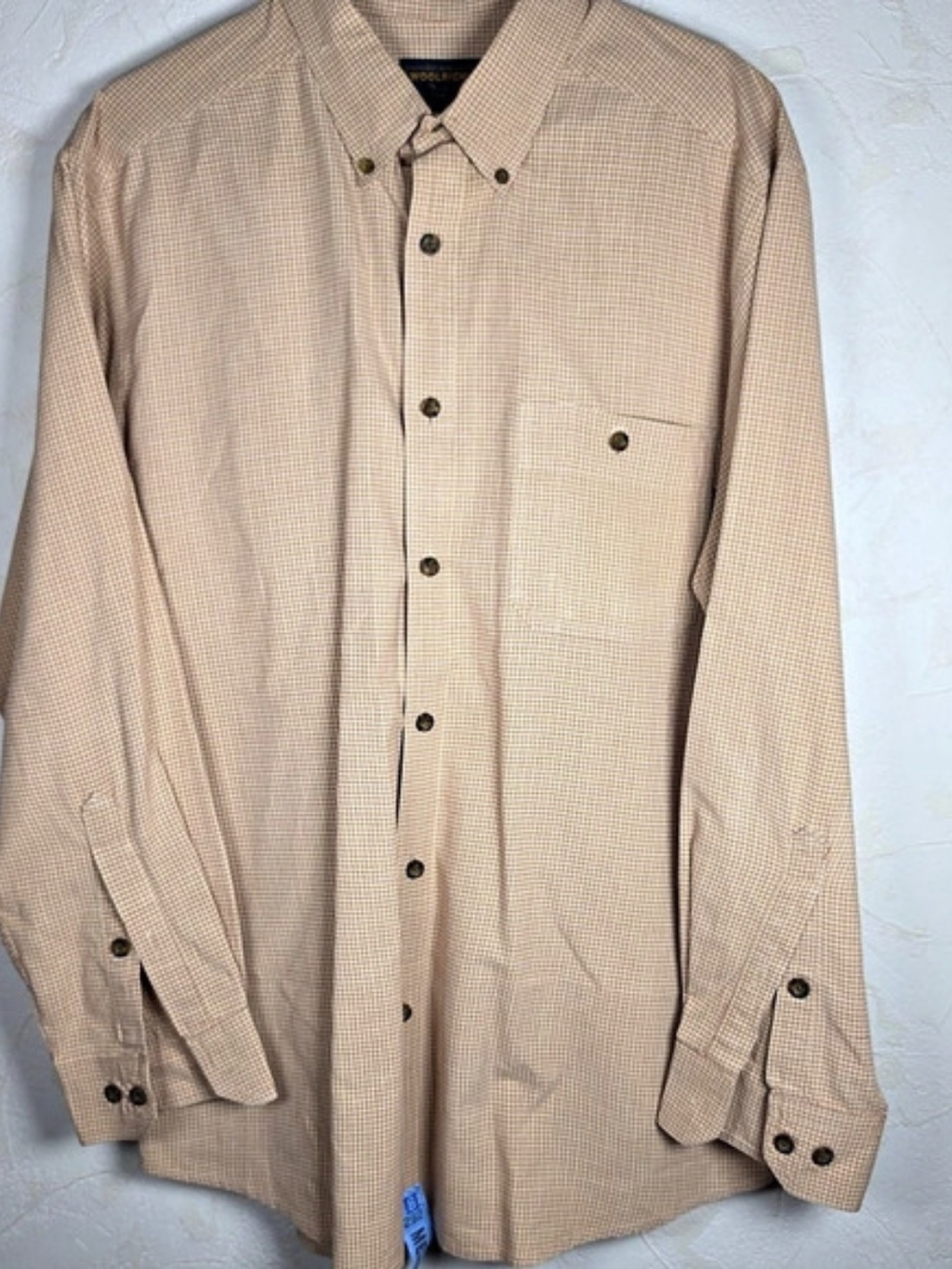 Woolrich Checkered Button Down Shirt in Beige & Red Mens Vintage Large
